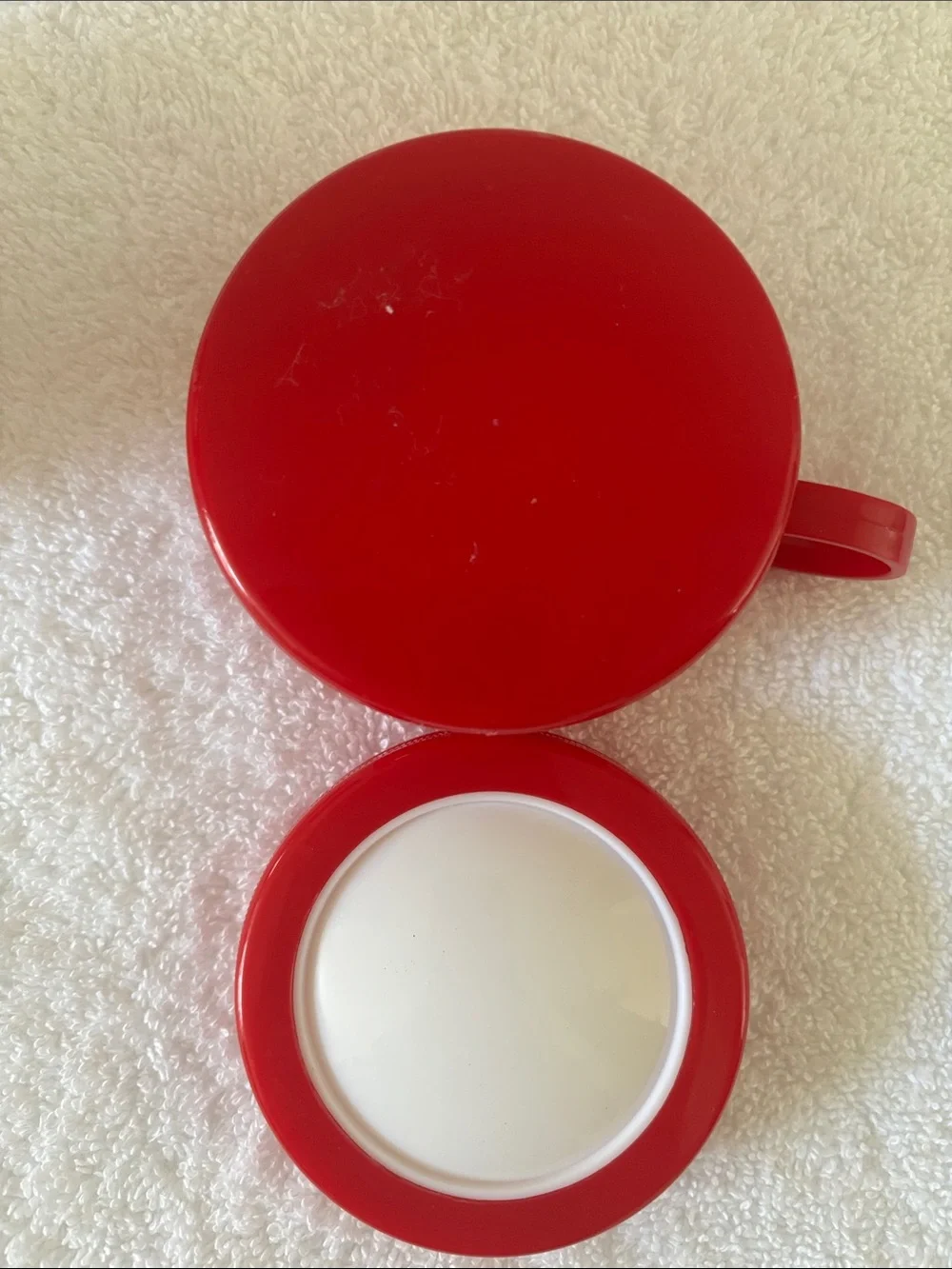 Cambell’s Red & White Condensed Soup Container - Keeps Soup Warm Dated 1998
